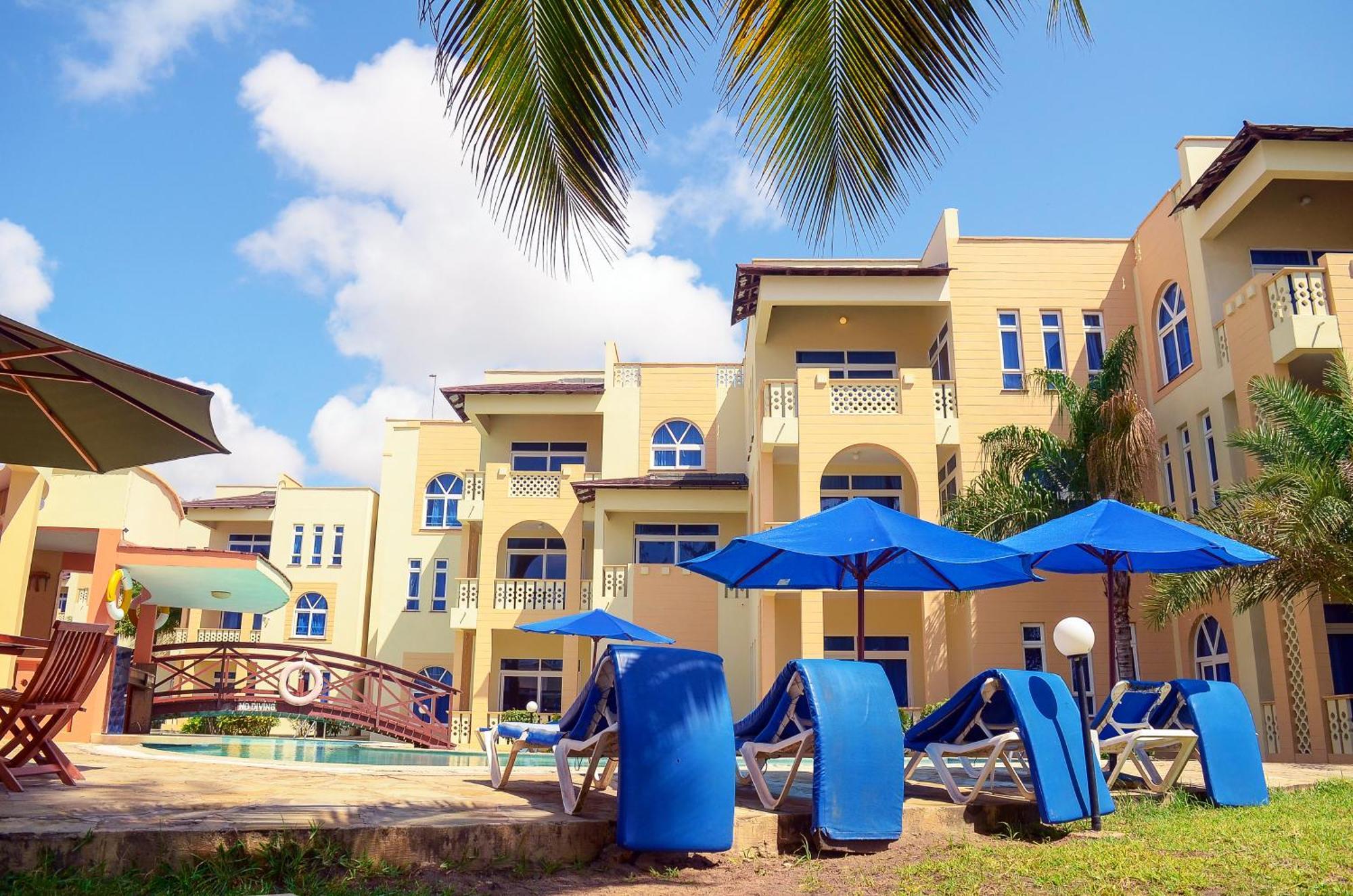 Azul Margarita Beach Resort Bamburi Bagian luar foto
